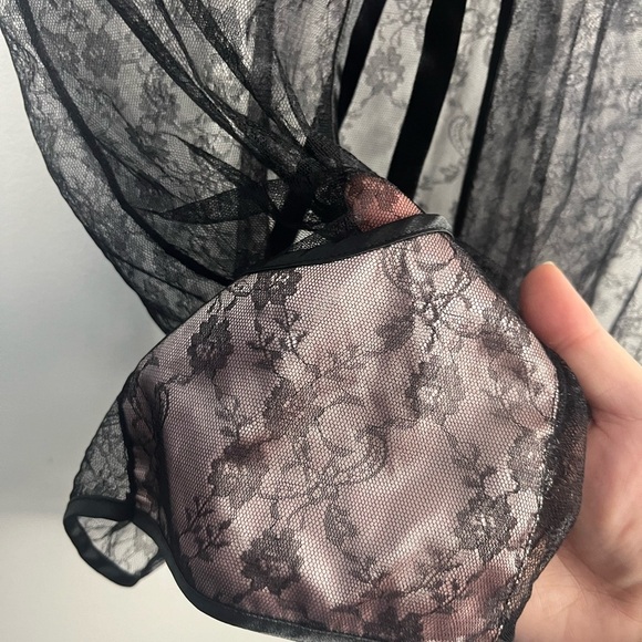 Victorias Secret Pink Satin And Black Lace Pocket Top tie front size 36D - Picture 2 of 7